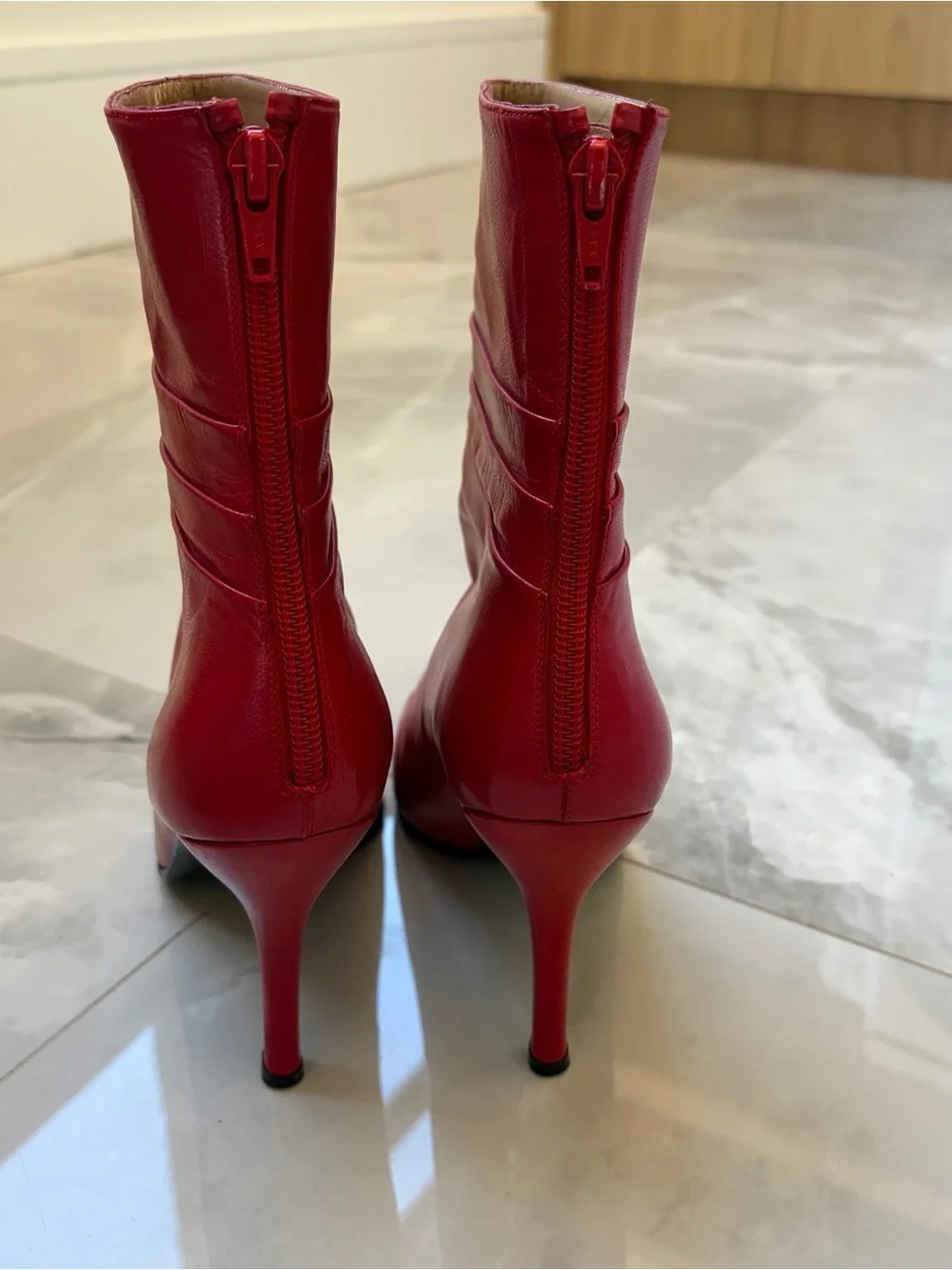 Stuart Weitzman Red Leather Pointed Toe Ankle Booties 7.5 B Stiletto Heel Spain